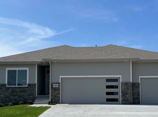 4594 E 18th Ave, Fremont, NE 68025