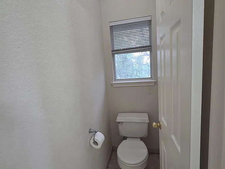3208 Santee Dr — Photo 16