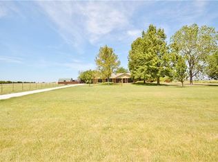 784 N Fm 55, Barry, TX 75102