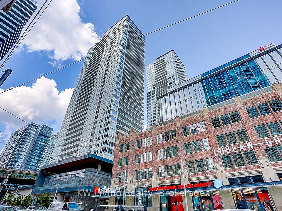 19 Bathurst St #1612