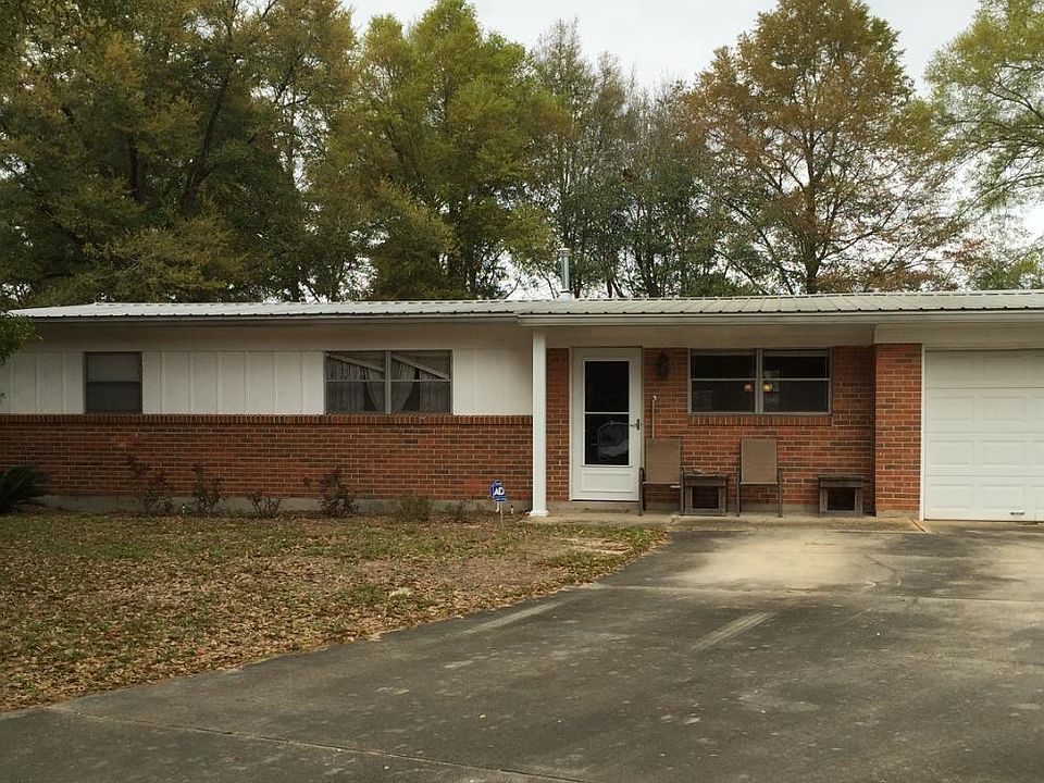 1st image of 6081 Julia Cir