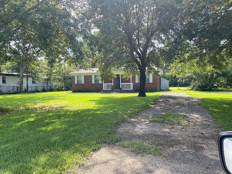 8655 Beverly Road Ext — Photo 1