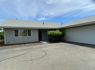 10 Oakgreen, Santa Rosa, CA 95409