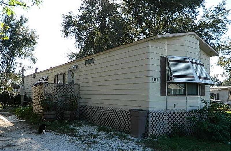 2nd image of 1597 NE Gill St