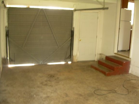 4th image of 919 Netherland Dr