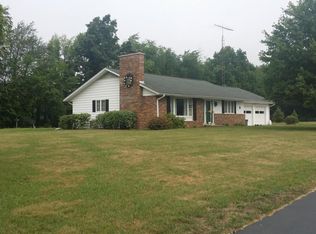 7600 Wright Rd, Jonesville, MI 49250