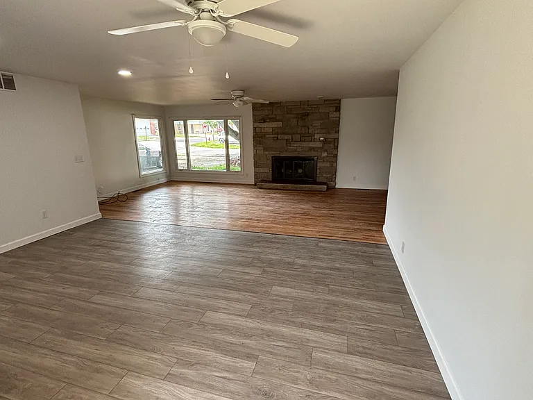 1614 Lindenwood Ave — Photo 9
