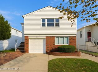 281 Arlene St, Staten Island, NY 10314