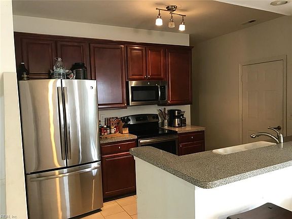 4th image of 2245 Creeks Edge Dr