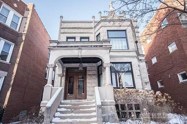 1st image of 852 W Gunnison St #1