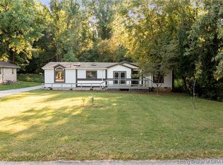 2801 Edgewood Dr, Jeffersonville, IN 47130