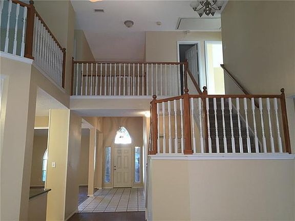2nd image of 2304 Kittyhawk Dr