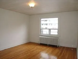 70 Gloucester Street — Photo 2