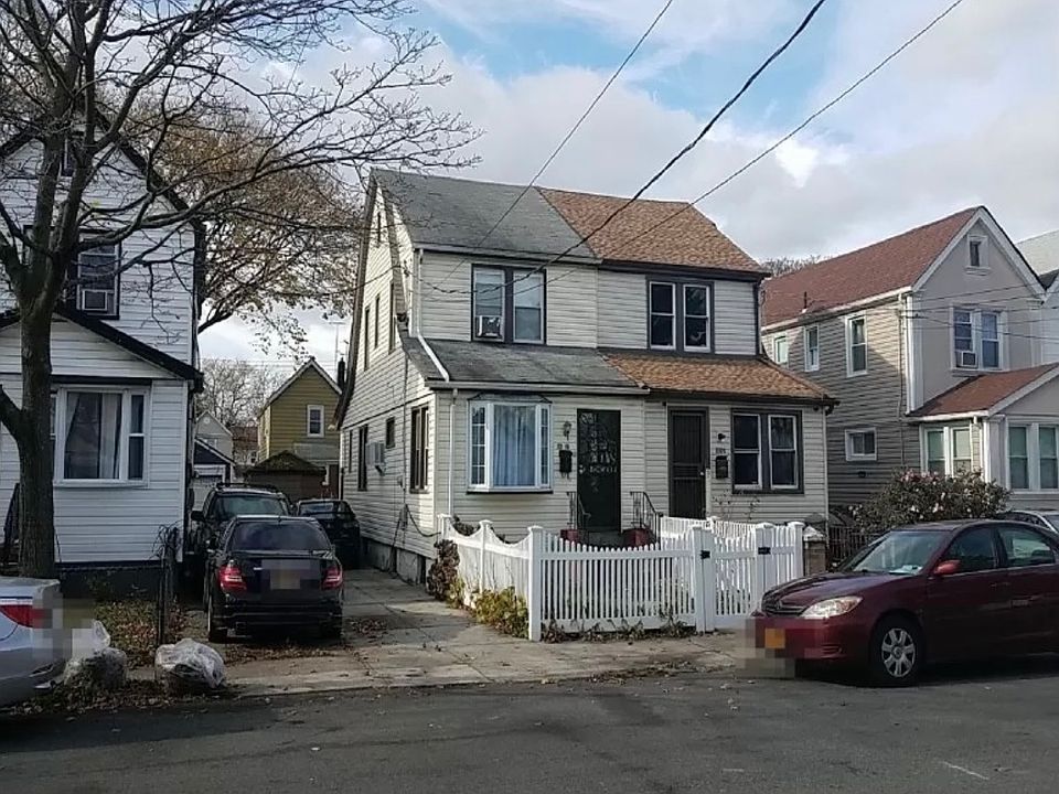 1st image of 11810 202nd St