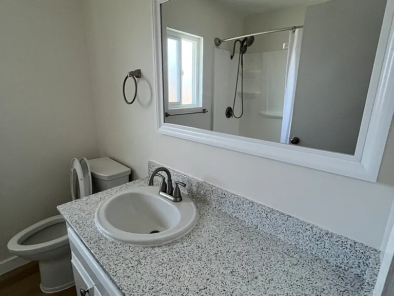 Ocean Hills Apartment Homes — Photo 15