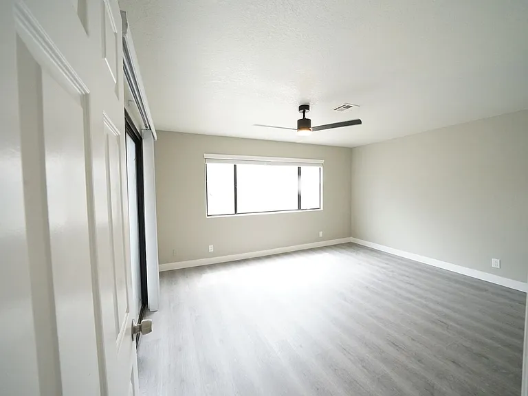5022 S Rainbow Blvd #105-14 — Photo 17