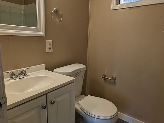 5th image of 506 W Allen St #1d3d5f6d8