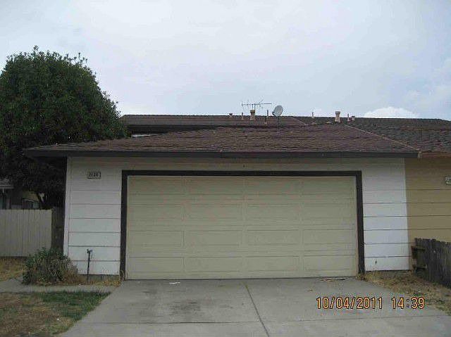 1st image of 2120 Banyan Way