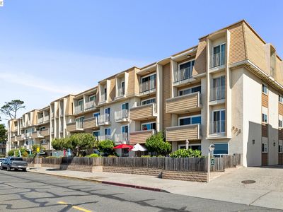 933 Shore Line Dr #306, Alameda, CA, 94501