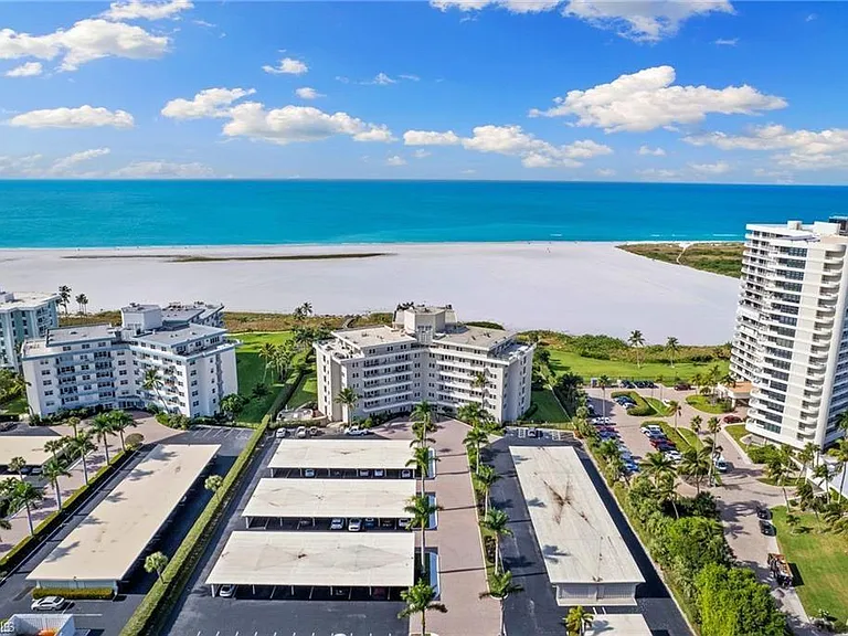 240 Seaview Ct #211 — Photo 20