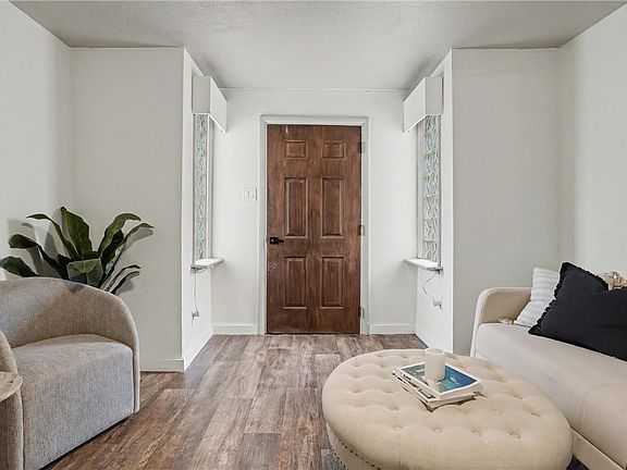 5th image of 246 Hickory St