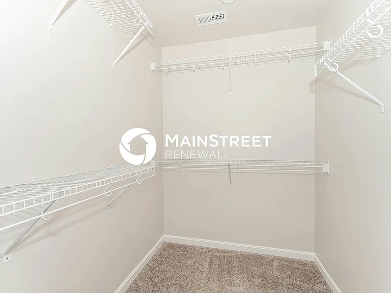 Walk In Closet