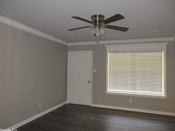 5th image of 5408 N Cedar St