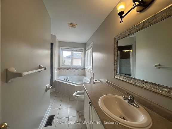 2nd image of 118 Flagstone Way