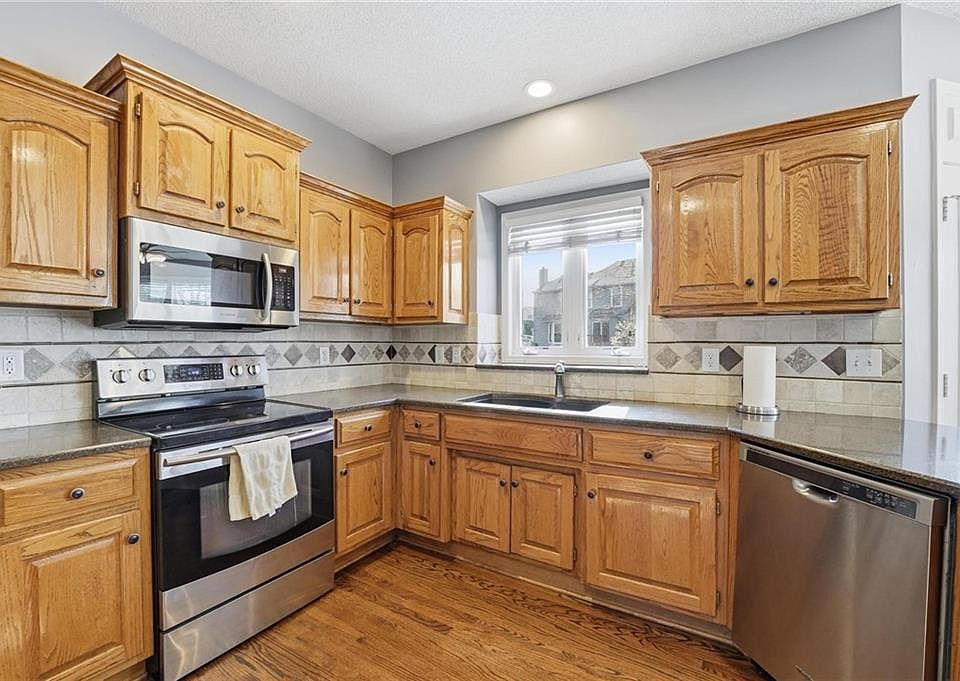 1st image of 15808 Rosewood St