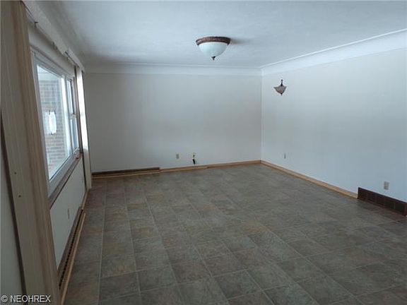 5th image of 4623 Derbyshire Dr