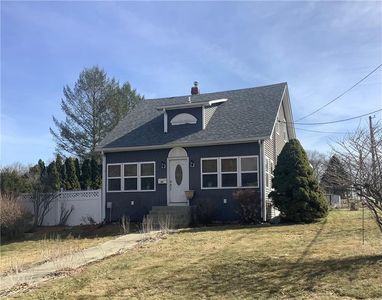 52 Mendon Rd, North Smithfield, RI, 02896