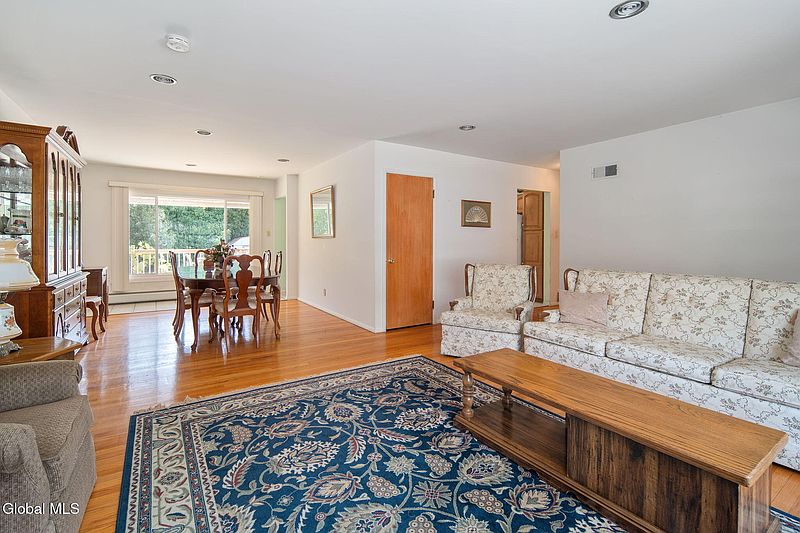 5th image of 347 S Manning Boulevard