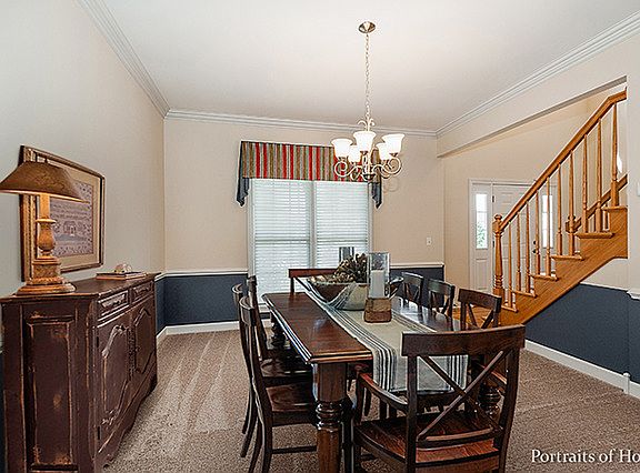 3rd image of 1197 Foxglove Dr