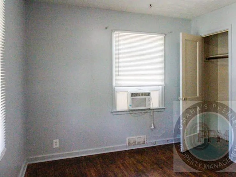 3305 N 55th St — Photo 12