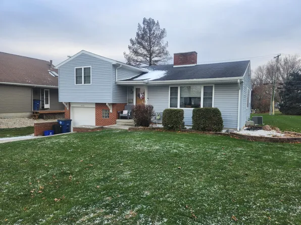 875 Hillcrest Dr, Saint Marys, OH 45885