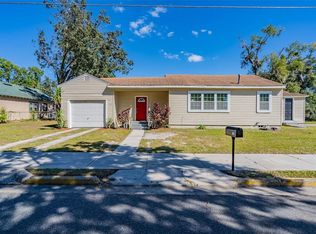 112 S Moss St, Leesburg, FL 34748