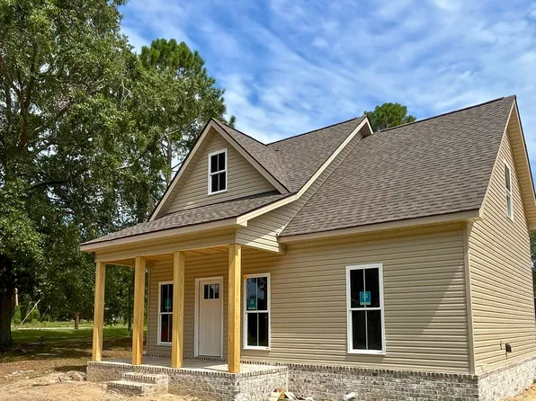 124 Woods Ave, Portal, GA 30450