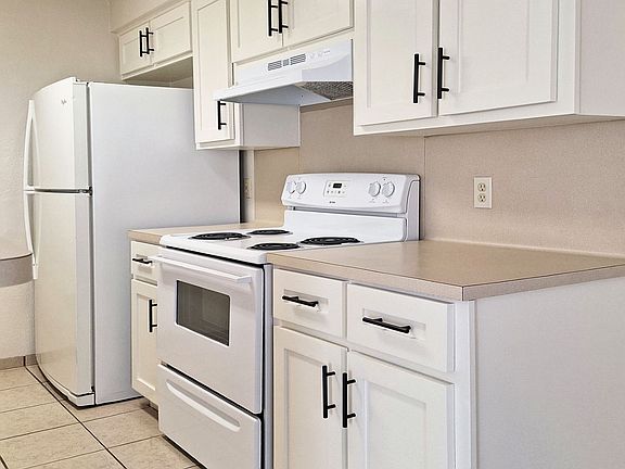 3rd image of 4701 N 11th St APT 4