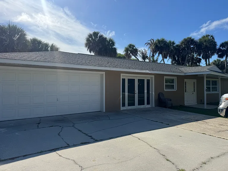 215 Pelican Dr — Photo 10