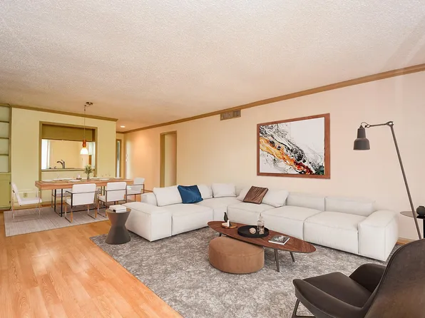 6533 Bayou Glen Rd, Houston, TX 77057