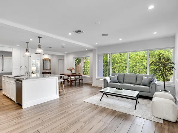 2508 NE 27th Avenue, Fort Lauderdale, FL 33305