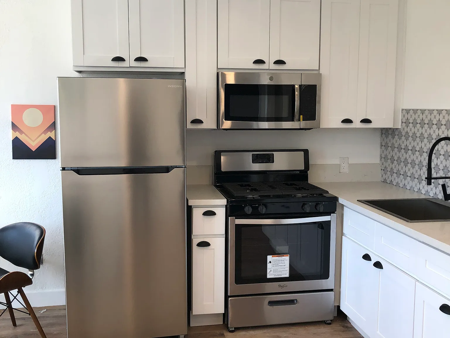 2 bed, 680 sqft, $2,399 — Photo 2