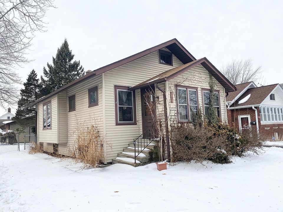 1st image of 1010 N Poplar St