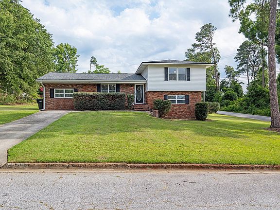 2nd image of 3201 Norris Ct