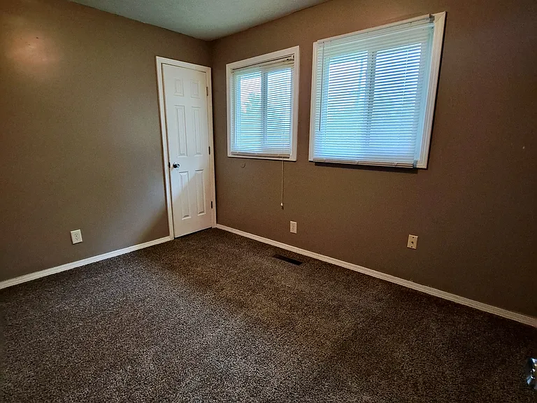 4161 Mapleleaf Dr — Photo 6
