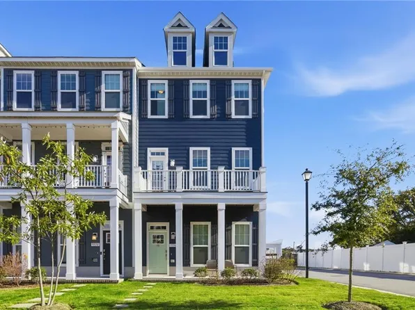 9556 21st Bay St, Norfolk, VA 23518