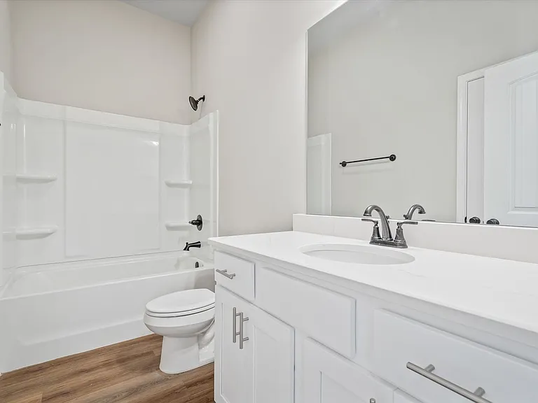 950 Gibson Ct — Photo 12