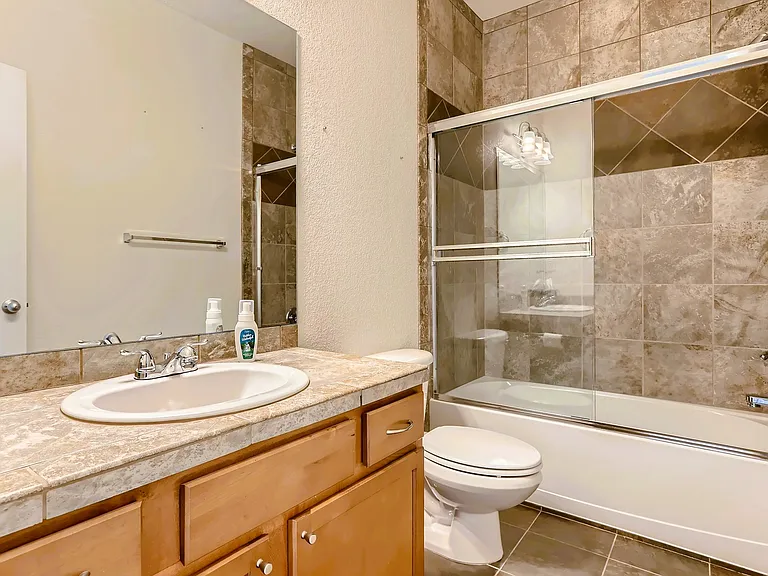 736 Martin Dr #1 — Photo 21