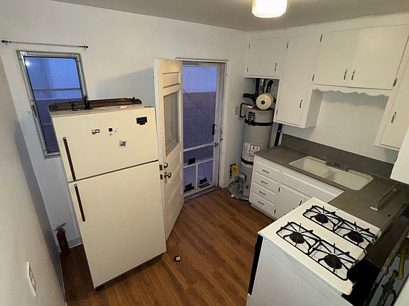 4th image of 633 San Pedro Dr SE APT B