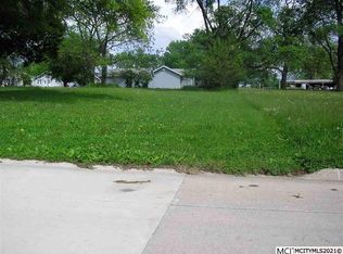 1815 S Harding Ave, Mason City, IA 50401